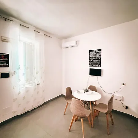 Maison Alexeur Apartment